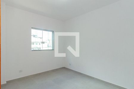 Quarto 2 de apartamento para alugar com 2 quartos, 60m² em Vila Zat, São Paulo