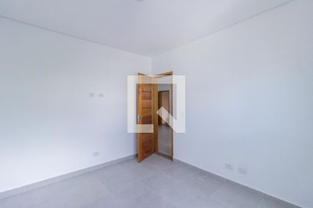 Quarto 2 de apartamento para alugar com 2 quartos, 66m² em Vila Zat, São Paulo