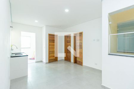 Sala de apartamento para alugar com 2 quartos, 66m² em Vila Zat, São Paulo
