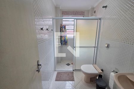 Banheiro de apartamento para alugar com 1 quarto, 63m² em Cidade Ocian, Praia Grande