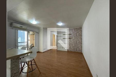 Apartamento para alugar com 2 quartos, 70m² em Industrial, Novo Hamburgo