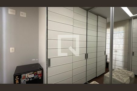 Closet da suíte 1 de apartamento à venda com 2 quartos, 162m² em Setor Bueno, Goiânia