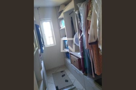 Quarto de casa de condomínio para alugar com 4 quartos, 263m² em Águas claras, Viamão