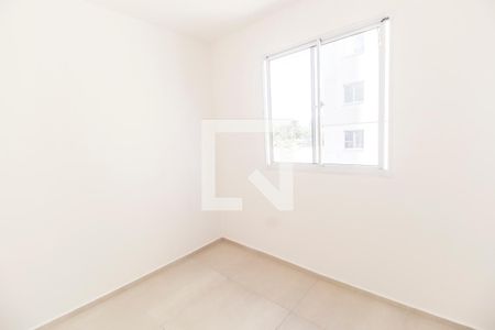 Quarto 1 de apartamento para alugar com 2 quartos, 36m² em Chacara Santa Lucia, Carapicuíba