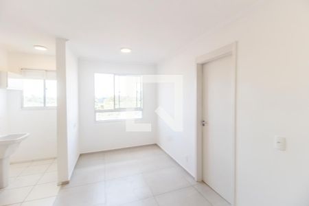 Sala de apartamento para alugar com 2 quartos, 36m² em Chacara Santa Lucia, Carapicuíba