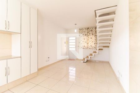Sala/Cozinha de casa de condomínio para alugar com 2 quartos, 51m² em Jardim Lourdes, Ferraz de Vasconcelos