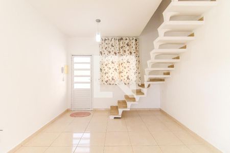Sala/Cozinha de casa de condomínio para alugar com 2 quartos, 51m² em Jardim Lourdes, Ferraz de Vasconcelos