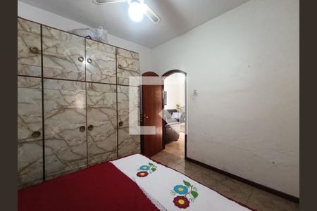 Quarto 1 de casa para alugar com 3 quartos, 95m² em Andrade Araujo, Belford Roxo