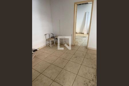 Casa à venda com 5 quartos, 300m² em Campo Belo, São Paulo