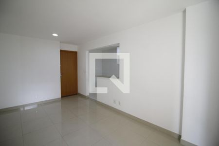 Sala de apartamento para alugar com 2 quartos, 70m² em Barra Olímpica, Rio de Janeiro
