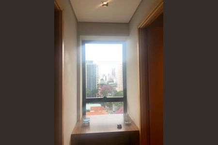 Apartamento para alugar com 1 quarto, 57m² em Cambuí, Campinas