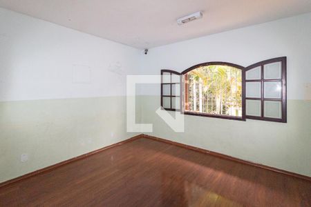 Quarto 1 de casa para alugar com 5 quartos, 276m² em Santo Antônio, Osasco