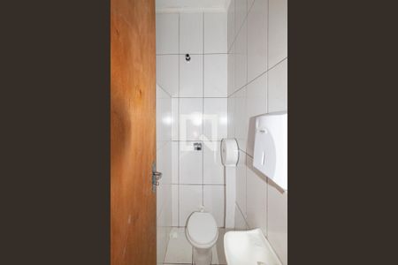 Lavabo de casa para alugar com 5 quartos, 276m² em Santo Antônio, Osasco