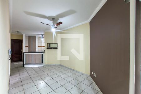 Sala de apartamento para alugar com 2 quartos, 67m² em Vila Caiçara, Praia Grande