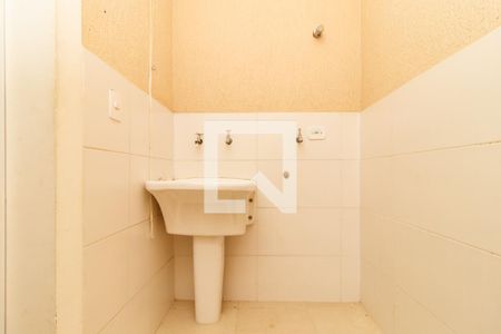 Área de Serviço e Quintal de casa de condomínio para alugar com 1 quarto, 34m² em Vila Gustavo, São Paulo