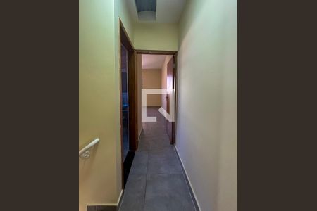 Corredor de casa para alugar com 2 quartos, 75m² em Jardim Seckler, São Paulo