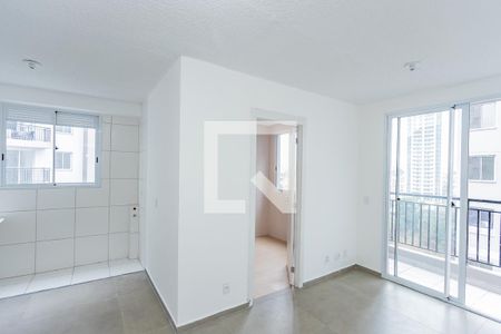 Sala, cozinha e área de serviço de apartamento para alugar com 2 quartos, 39m² em Vila Pirituba, São Paulo