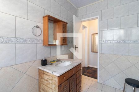Banheiro de apartamento para alugar com 1 quarto, 46m² em Santana, Porto Alegre