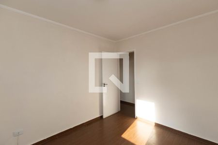 Quarto 1 de apartamento para alugar com 2 quartos, 55m² em Vila Mazzei, São Paulo