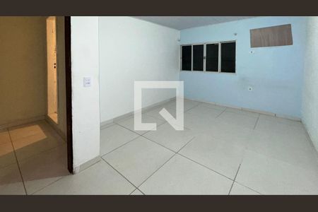 Casa para alugar com 2 quartos, 50m² em Recreio dos Bandeirantes, Rio de Janeiro