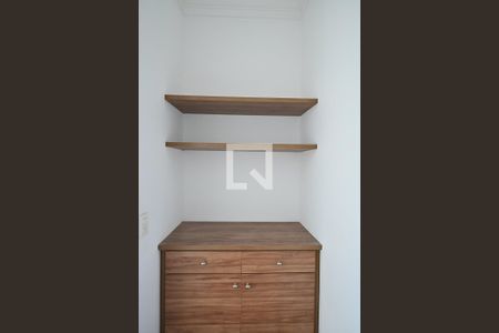 Armário da Sala de Almoço  de casa para alugar com 4 quartos, 839m² em Morumbi, São Paulo