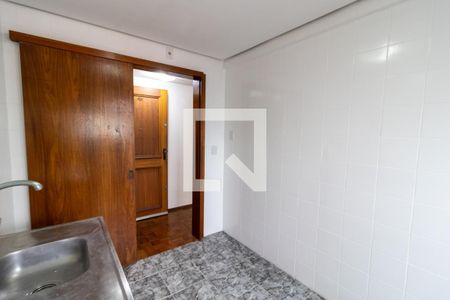 Cozinha e Área de Serviço de apartamento para alugar com 2 quartos, 60m² em Vila Joao Pessoa, Porto Alegre