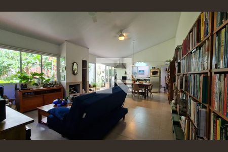 Casa à venda com 4 quartos, 360m² em Cambuci, São Paulo
