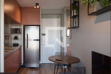 Sala/Cozinha Integrados de apartamento para alugar com 1 quarto, 29m² em Pinheiros, São Paulo