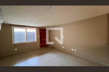 Casa à venda com 2 quartos, 82m² em Liberdade, Belo Horizonte