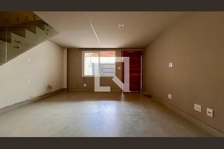 Casa à venda com 2 quartos, 82m² em Liberdade, Belo Horizonte