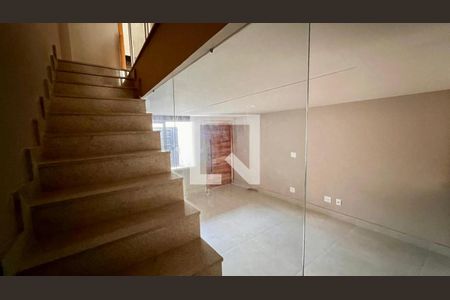 Casa à venda com 2 quartos, 82m² em Liberdade, Belo Horizonte