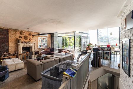 Sala de casa à venda com 5 quartos, 857m² em Pacaembu, São Paulo