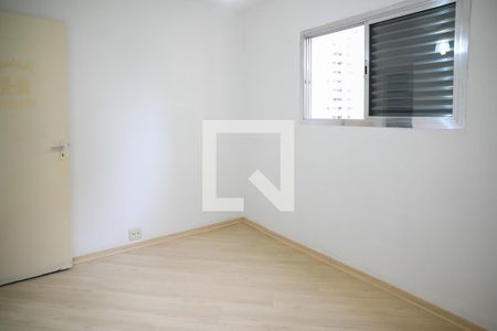 Quarto 2 de apartamento para alugar com 3 quartos, 65m² em Vila Moraes, São Paulo