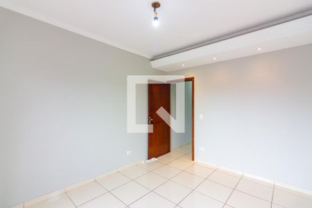 Quarto 1 de casa para alugar com 3 quartos, 75m² em Ayrosa, Osasco