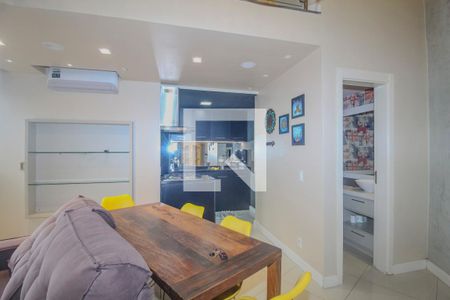 Sala de apartamento para alugar com 1 quarto, 64m² em Vila Ipiranga, Porto Alegre