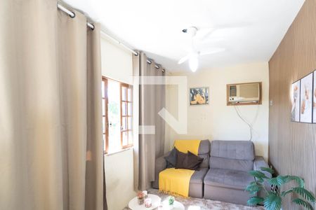 Sala de casa para alugar com 3 quartos, 140m² em Cosmos, Rio de Janeiro