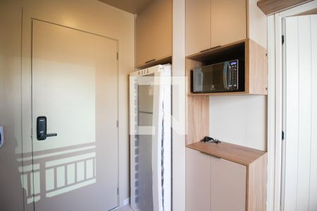 Cozinha de apartamento para alugar com 1 quarto, 26m² em Vila Nova Conceição, São Paulo