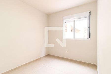 Quarto 2 de apartamento à venda com 2 quartos, 45m² em Santa Cândida, Curitiba