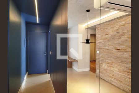 Hall de entrada de apartamento para alugar com 3 quartos, 72m² em Vila Carrão, São Paulo