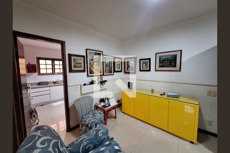 Sala 2 de casa de condomínio à venda com 4 quartos, 417m² em Matapaca, Niterói