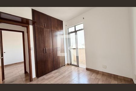 Apartamento à venda com 2 quartos, 150m² em Itamarati, Belo Horizonte