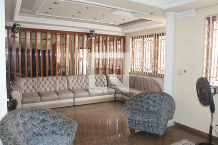 sala de casa para alugar com 3 quartos, 500m² em Caonze, Nova Iguaçu