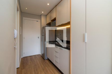Sala/Cozinha de kitnet/studio para alugar com 1 quarto, 23m² em Vila Ema, São Paulo