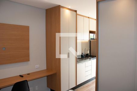 Quarto de kitnet/studio para alugar com 1 quarto, 23m² em Vila Ema, São Paulo