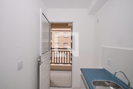 Cozinha de apartamento para alugar com 2 quartos, 43m² em Jardim Tres Irmaos, Taboão da Serra