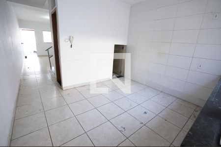 Cozinha de casa para alugar com 2 quartos, 84m² em Jardim Leblon Ii, Goiânia