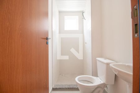 Banheiro Social de apartamento para alugar com 1 quarto, 43m² em Atuba, Curitiba