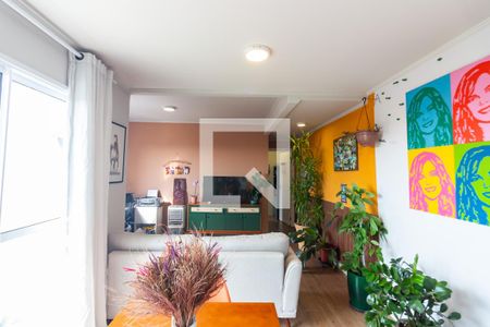 Apartamento à venda com 2 quartos, 54m² em Quitaúna, Osasco
