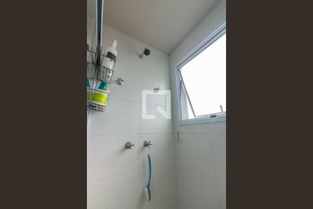 Banheiro da Suíte de apartamento à venda com 2 quartos, 54m² em Quitaúna, Osasco