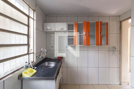 Cozinha e Área de serviço de apartamento para alugar com 2 quartos, 39m² em Conjunto Habitacional Barro Branco Ii, São Paulo